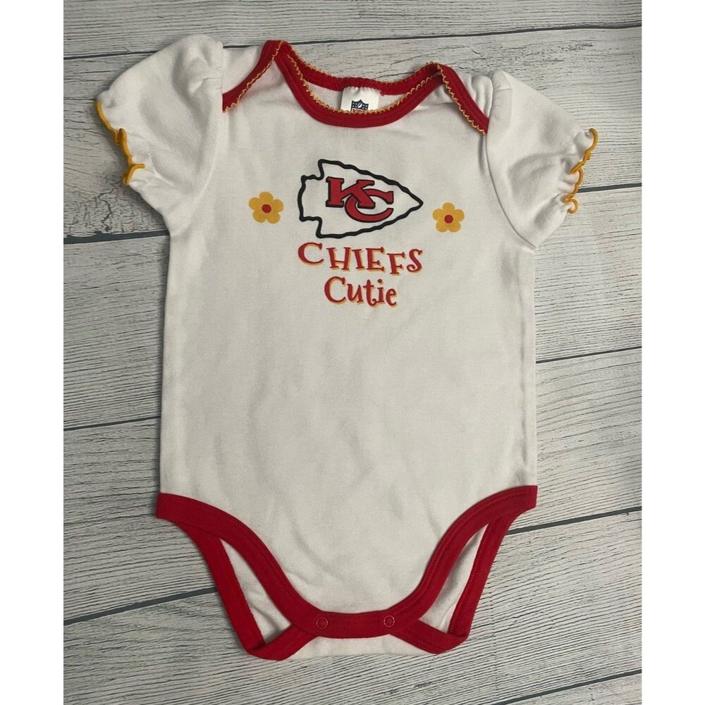 NFL Kansas City KC Chiefs Football Baby Girl Onesie Bodysuit, Size 6-12 months